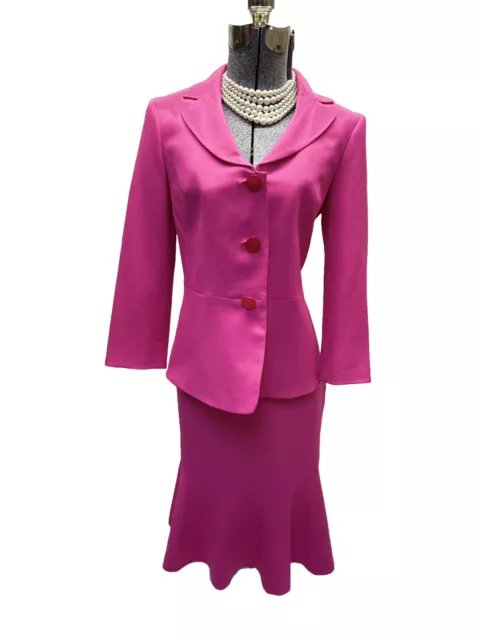 Le Suit Skirt Suit Size 4 Two Piece Set 30X23.5 Hot Pink Romantic Flare