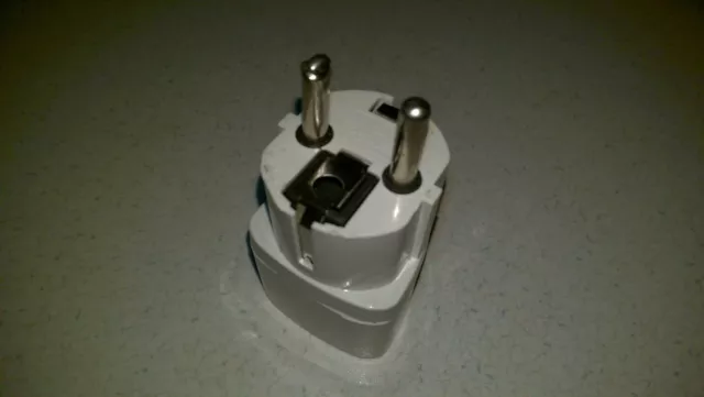 EU UNIVERSAL TRAVEL ADAPTER PLUG / CONVERTER: UK, US, ASIA to EU