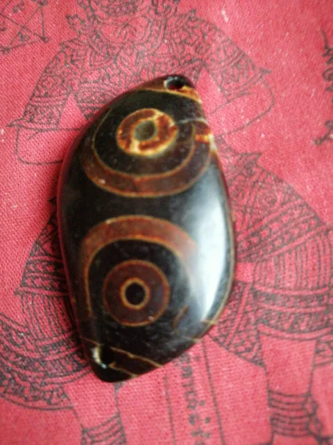Feng Shui amulet Rare shape from TIBET TEMPLE BLESSED BY LAMAS *3Eyed *Dzi bead
