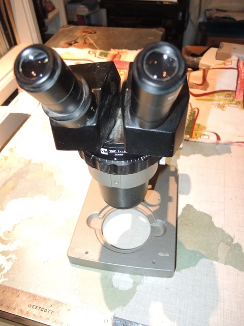 Olympus VMZ 1X-4X Stereo Zoom Microscope w/ VM Stand Olympus VMZ 1X-4X Stereo Zoom Microscope w/ VM Stand