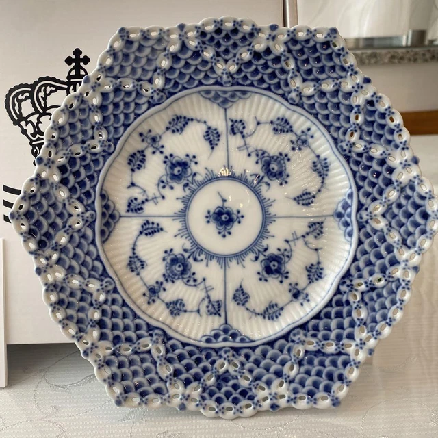 Royal Copenhagen Blue Fluted Full Lace