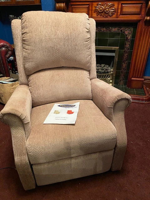 Ableworld Rise and Recline Chair