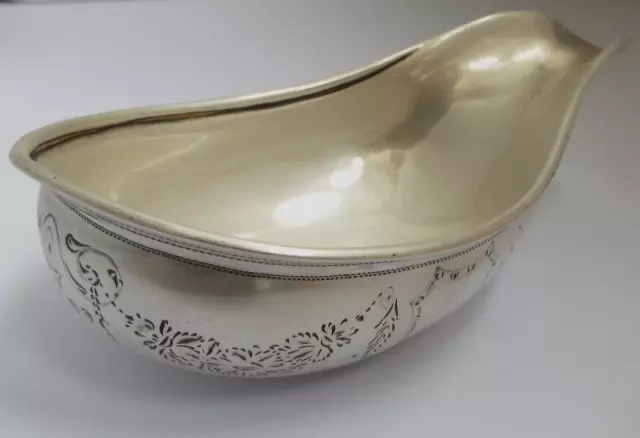 Beautiful Decorative Engraved Antique Georgian 1793 Sterling Silver Pap Boat