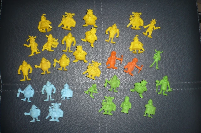 FIGURINE obélix sur crayon (6ctm)-figurines asterix-obélix FIGURINE obélix sur crayon (6ctm)-figurines asterix-obélix