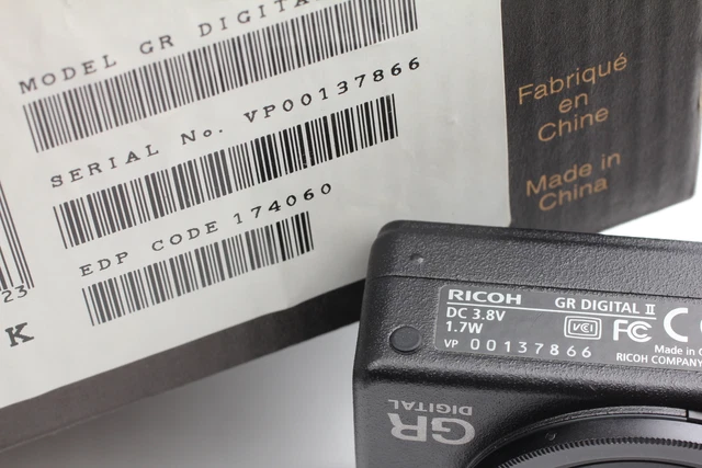 [Near MINT in BOX] Ricoh GR DIGITAL II 1711 Shots 10.1MP Digital Camera JAPAN 11