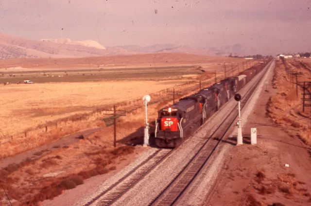 Duplicate Train Slide Southern Pacific U33C #8590 05/1971 Tehachapi CA