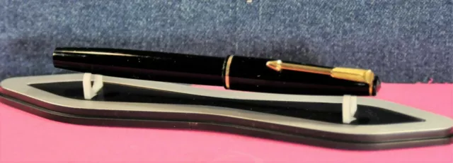 "Parker" "17"  Lady  Black&GT  Rare  Fountain Pen w/Orig. box c.1964's