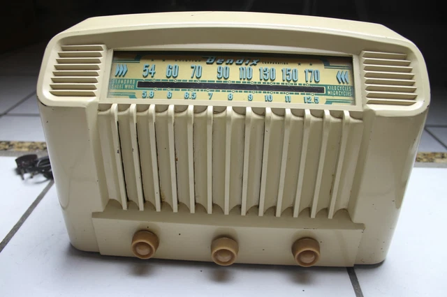 1940's Aviation Bendix Corp 626A Vintage Tube Bakelite Radio Shortwave Repair 1940's Aviation Bendix Corp 626A Vintage Tube Bakelite Radio Shortwave Repair