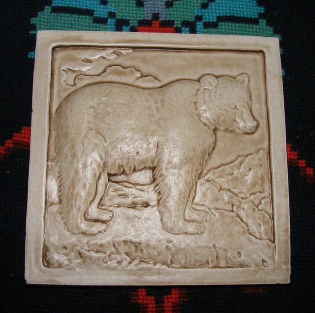 ~ Collectible Vintage Decorative Tile 6x6x5/8 ~ Standing Bear ~ Beige  ~
