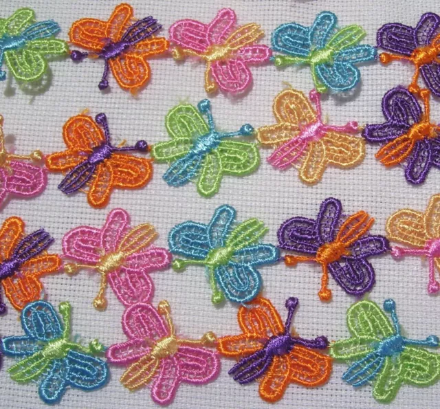 GALON APPLIQUE Papillon Multicolore, 25 mm, Vendu par lot de 18 pcs, 48 cm  AD15