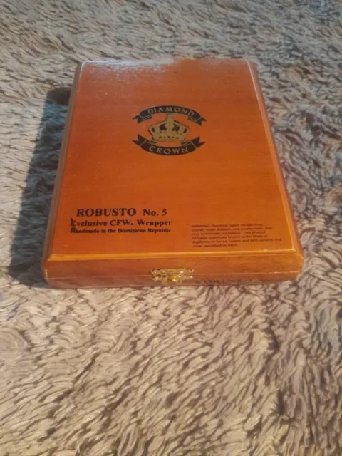 Diamond Crown Robusto No 5 Clasp Wood Cigar Box Free Ship
