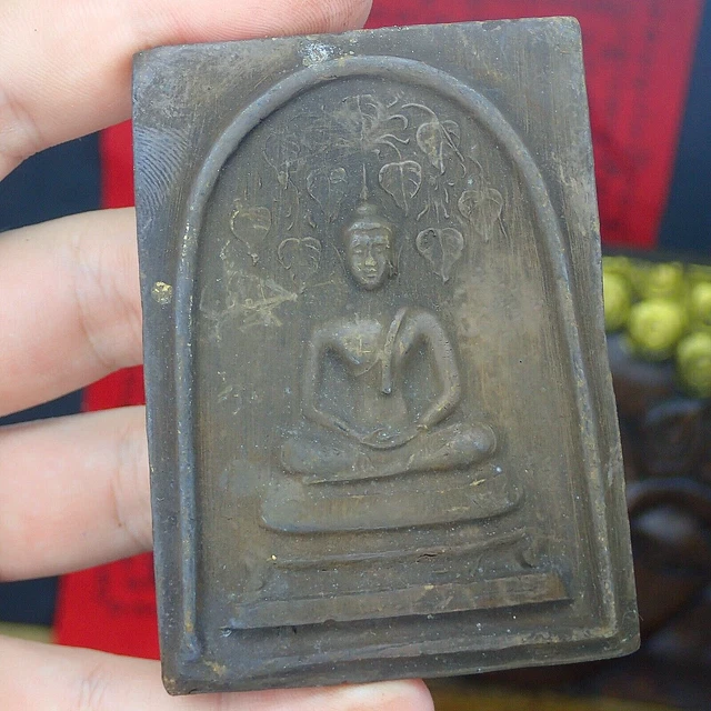 Phra Somdej Thai amulet Rare Vintage Phra Buddha Chinnaraj Buddhism Talisman