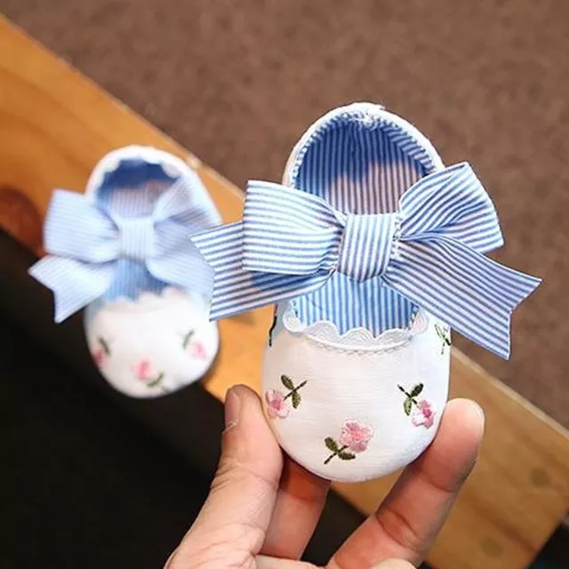 1 Pair Baby Shoes Bow-knot Design Show Unique Charm Newborn Girl Crib Shoes