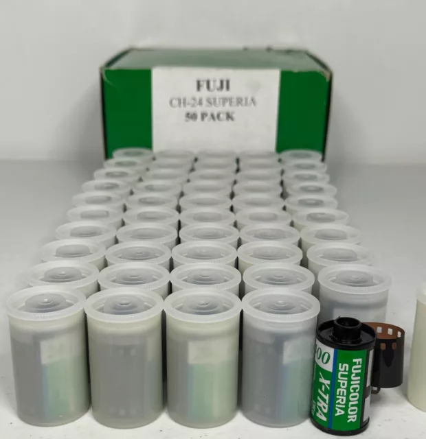 Fujifilm FujiColor Superia X-TRA 400 35mm Film 24 Exposure EXPIRED 2008~Lot 50