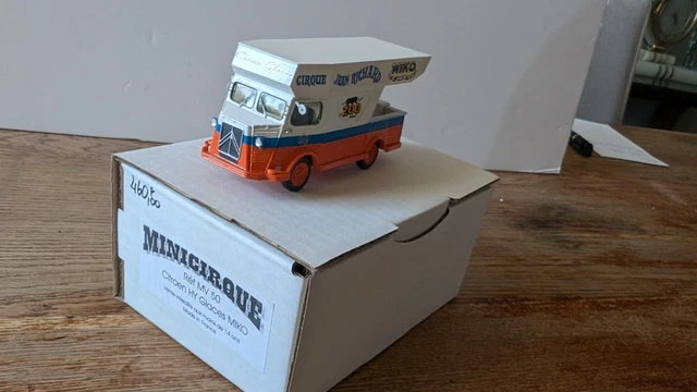 Citroën - Type 55 Camion Fusée Cirque Pinder - Perfex - 1/43 - Autos