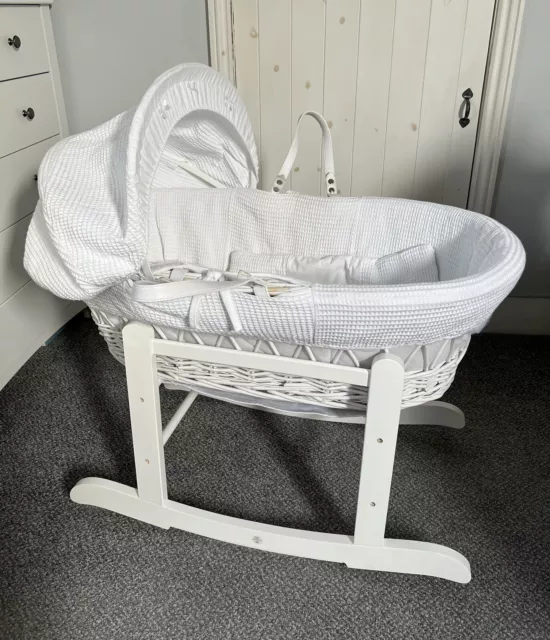 Moses basket flat clearance sheets asda