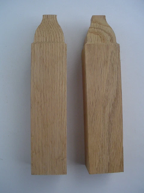 2 Oak Baseboard inside Corner Blocks.1 1/2" Square x 7" Tall. Can be cut shorter