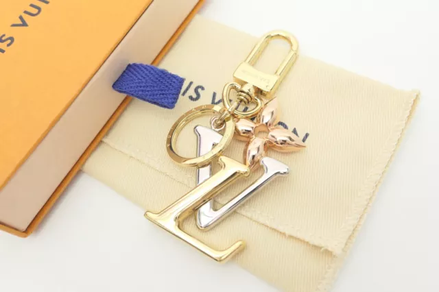 LV Iconic Heart Bag Charm S00 - Accessories M01421