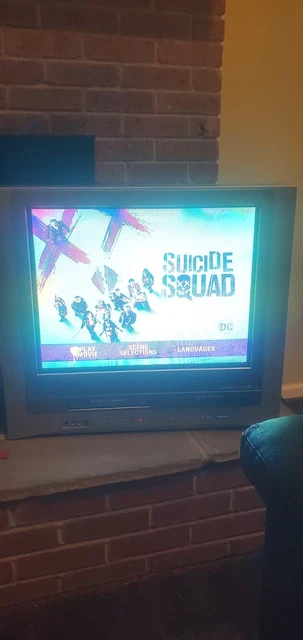 Toshiba MW24FM1 24" CRT TV/DVD/VCR Combo Video Gaming Retro Flat Screen W/Remote
