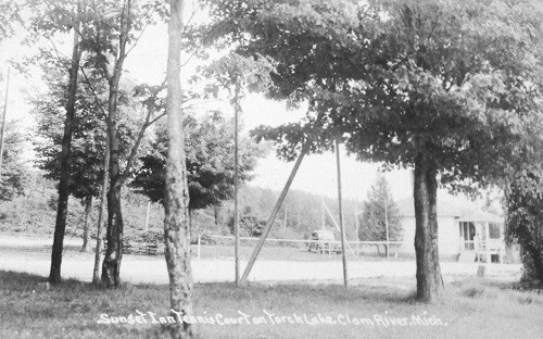 Sunset Inn Tennis Court Clam River Michigan MI Reprint Postcard