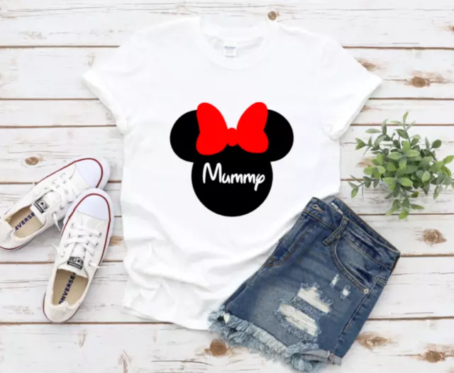 T-Shirt Personalisierter Name Minnie Maus. Disney inspiriertes Disneyland-T-Shirt für Damen