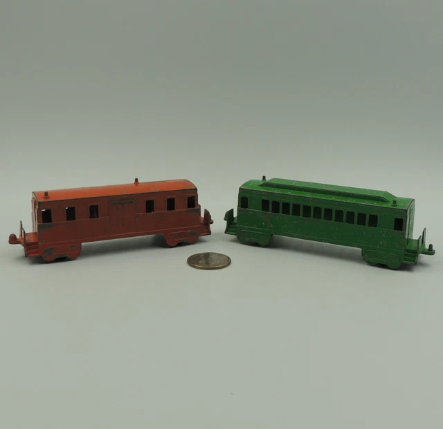 MIDGETOY ROCKFORD ILLINOIS Vintage Diecast Passenger Western Rail Cars