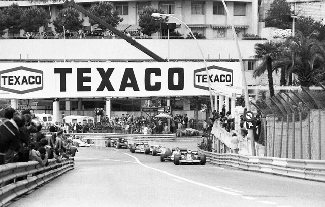 PHOTOGRAPHS MONACO GRAND Prix 1978 Start X4 John Watson Brabham Elf