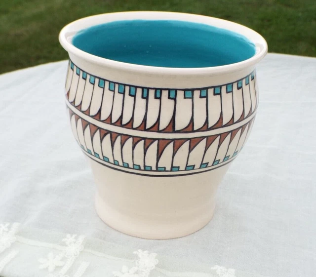 Wonderful  Vintage Native American Pottery Signed SD. 92 Indian