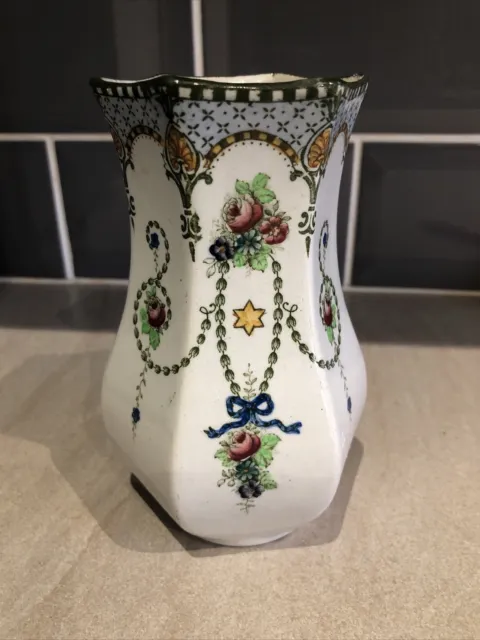 Royal Corona Ware Hancock & Sons 'STELLA' pattern Vase. 6” Tall
