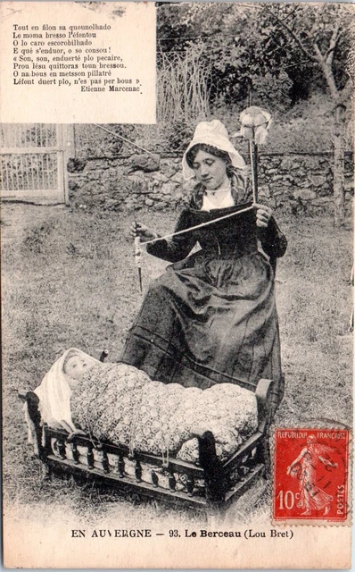 63 EN AUVERGNE - Le berceau