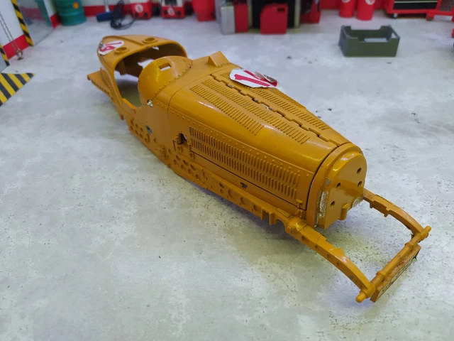Pièce Détachée Burago : Fixation De Roue Pour Bugatti Type 59 1934 à L'échelle 1/18 - Patte Cassée