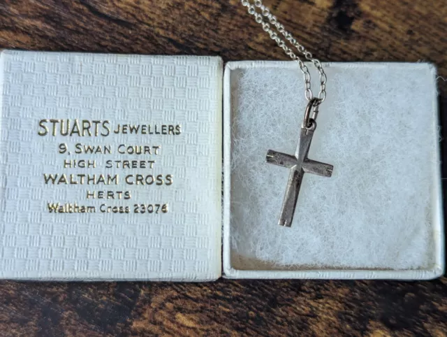 925 Sterling Silver Plain Cross Crucifix Pendant Necklace Jewellery