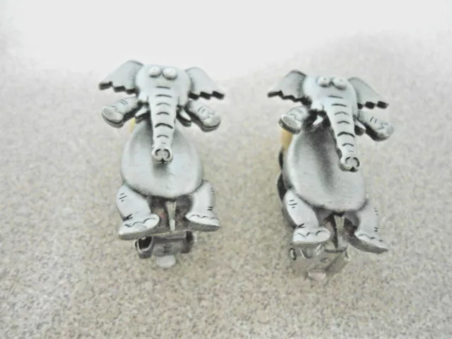 JJ Jonette Silver Pewter 3-D Elephant Clip-On Earrings