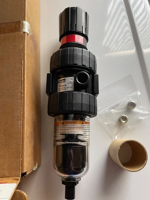 NIB PARKER 06E15A11AC, 1/4" NPT FILTER  REGULATOR 150psi max.
