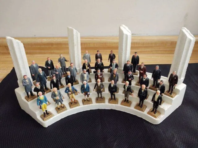 Vtg. Marxs Toys U.S. President figures/styrofoam stand; complete.