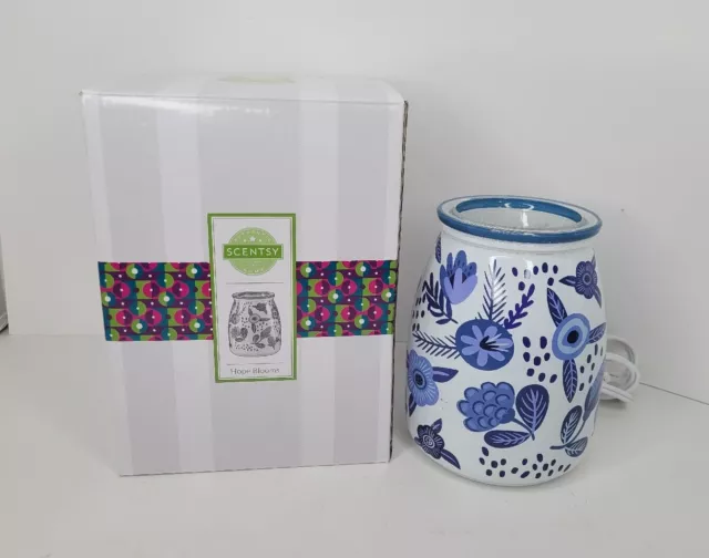Scentsy HOPE BLOOMS WARMER Blue White Floral Country Vintage Fall  Inspirational