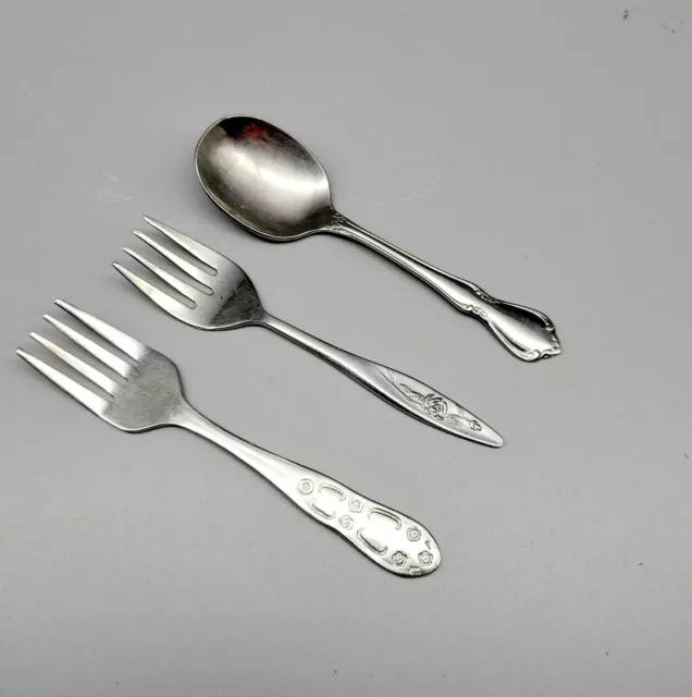 3 Vtg Baby Toddler Spoons Stainless Steel Sanitoy - Oneidacraft - Baby Joy