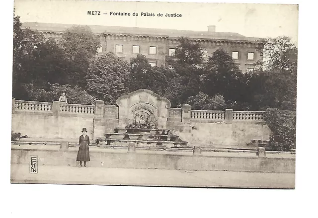 57  Metz  Fontaine Du Palais De Justice