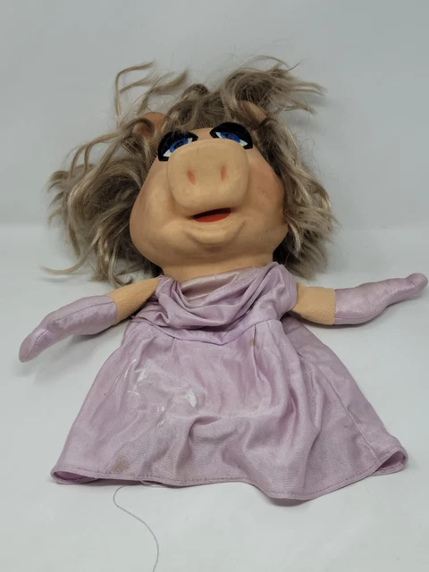 1977 Fisher Price MISS PIGGY MUPPET PUPPET Jim Henson Muppets Vintage