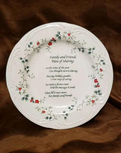 Pfaltzgraff Winterberry Family & Friends Plate of Sharing Serving Platter 12"