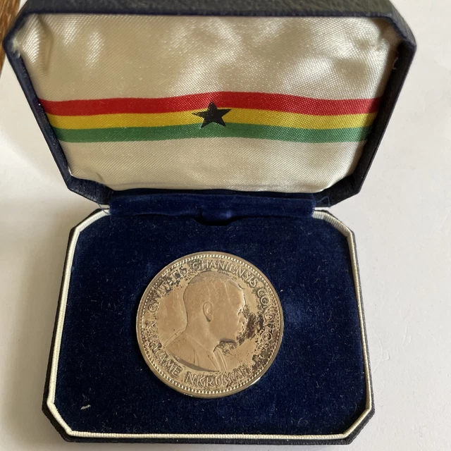 1958 GHANA Ten Shilling Silver Proof Coin. "Dr. Kwame Nkrumah & Independence"