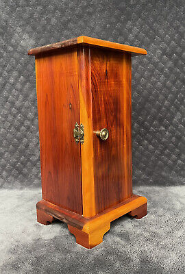 STUNNING Jones Aromatic Cedar Shop Bradley, ME Cedar Wood Display Case Cabinet