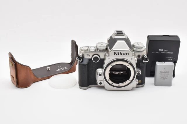 [ショット数：314枚！] Nikon Df Camera #C361 Mint / 314 shots!] Nikon Df SPECIAL GOLD EDITION DSLR Camera
