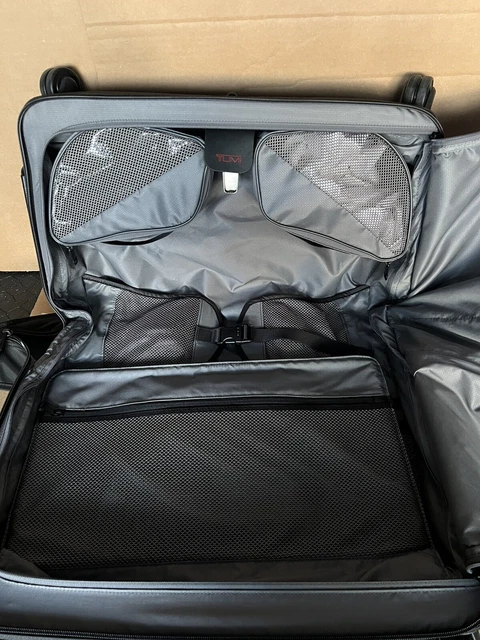 Tumi Alpha 3 Garment 4 Wheeled Carry On Rolling Bag $925 Black 2203038 6
