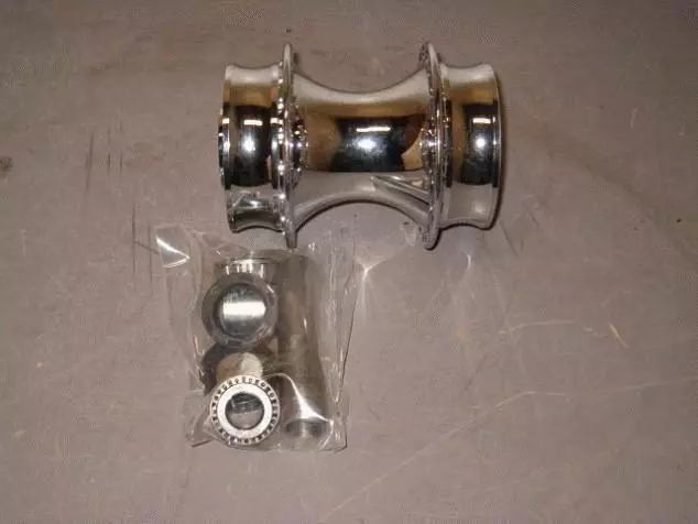4 Harley Dresser '87-'99 Chrome Billet Front Hubs