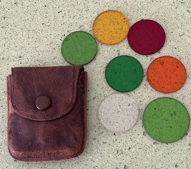 ANCIEN ETUI EN CUIR + 3 FILTRES KODAK LENTILLES + NOTICE