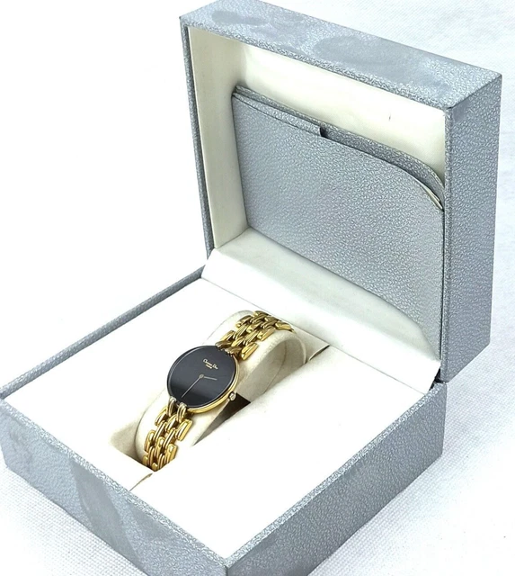 Golden Christian Dior Paris Watch Vintage Wristwatch Luxur Round Black Dial