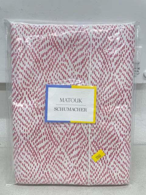 Matouk Schumacher - Duma Diamond Standard Pillow Case (Pair) in Berry