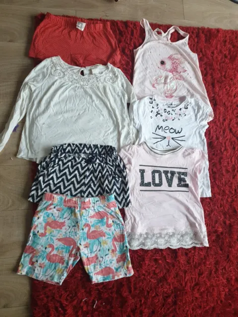 Girls Small Bundle Of Clothes 4 To 6 Years. Please read for condition
