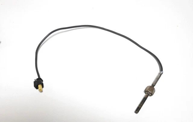 thumbnail image 2 of Fuel Return Leak Hose 6420701932 For Mercedes 300 320 350 CDI OM642 - OE Quality 2 of 3